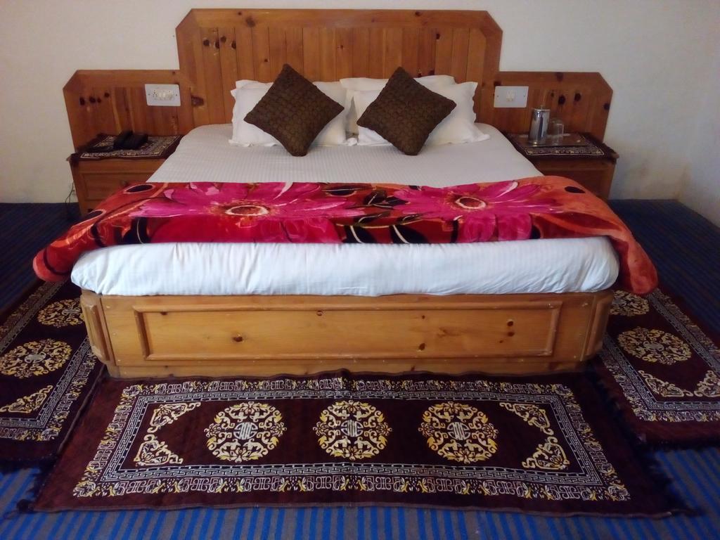 Akash Hills Hotel Manāli Esterno foto